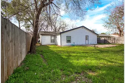 307 Dee Lane, Arlington, TX 76011 - Photo 19