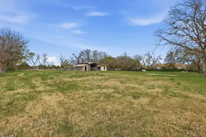 3913 Hickox Road, Rowlett, TX 75089 - Photo 23