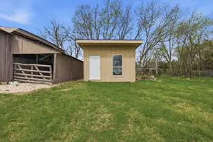 3913 Hickox Rd, Rowlett, TX 75089 - Photo 27