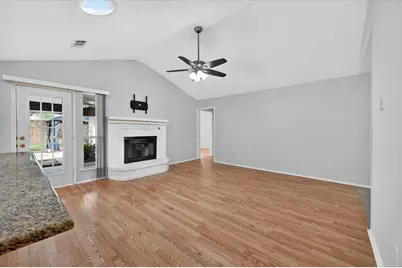 1406 Kynette Drive, Euless, TX 76040 - Photo 5