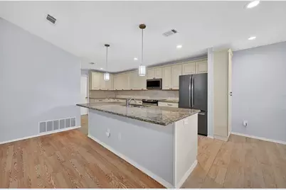 1406 Kynette Drive, Euless, TX 76040 - Photo 7