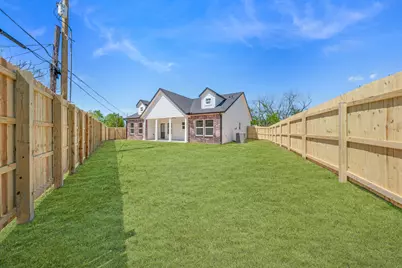 802 Jefferson Street E, Sulphur Springs, TX 75482 - Photo 29