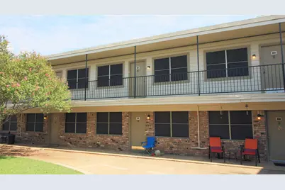 101 Westcourt Drive, Cleburne, TX 76033 - Photo 3