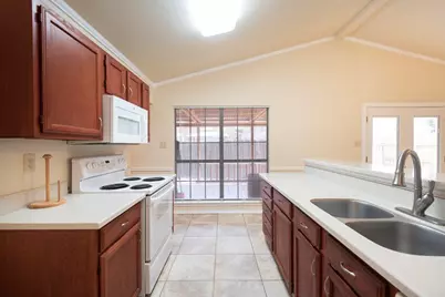 4514 Carr Street, The Colony, TX 75056 - Photo 9