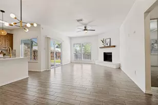 3503 Hudson Dr, Arlington, TX 76015 - Photo 3