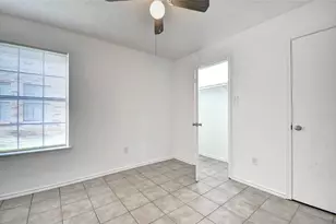 1912 Bernice St, Haltom City, TX 76117 - Photo 9