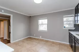 3212 S Llewellyn Ave, Dallas, TX 75224 - Photo 5