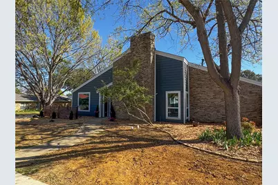 1129 Yorkshire Drive, Carrollton, TX 75007 - Photo 3