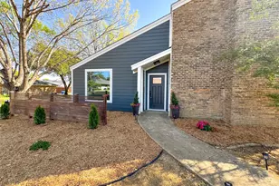 1129 Yorkshire Dr, Carrollton, TX 75007 - Photo 3