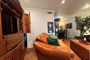 3007 Valley Meadow Dr, Dallas, TX 75220 - Photo 3