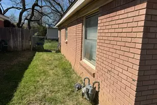 512 Kimbrough St, White Settlement, TX 76108 - Photo 3