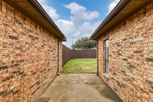 5205 Wood Creek Ln, Garland, TX 75044 - Photo 29