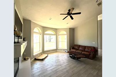 9805 Eldorado Drive, Burleson, TX 76028 - Photo 21