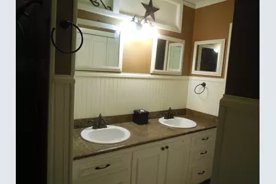 609 W Main Street, Ranger, TX 76470 - Photo 7