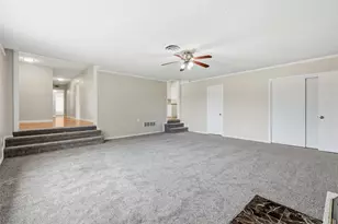 1106 Central Ave, Bowie, TX 76230 - Photo 17