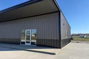 1095 W Front Hwy, Blossom, TX 75416 - Photo 1