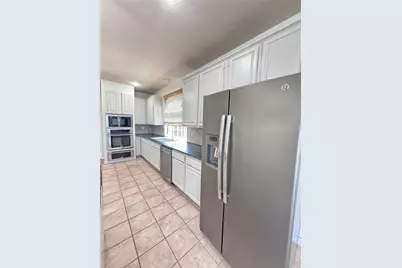 5110 Heatherdale Drive, Grapevine, TX 76051 - Photo 11