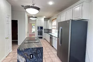 5110 Heatherdale Dr, Grapevine, TX 76051 - Photo 9