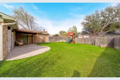 413 Sandy Knoll Drive, Coppell, TX 75019 - Photo 3
