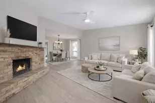 413 Sandy Knoll Dr, Coppell, TX 75019 - Photo 3
