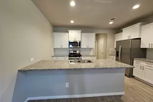 6737 Windfall Dr, Fort Worth, TX 76135 - Photo 13