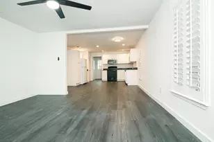 305 College St, Farmersville, TX 75442 - Photo 5