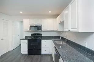 305 College St, Farmersville, TX 75442 - Photo 9