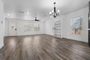 1024 Greenlee St, Denton, TX 76201 - Photo 7