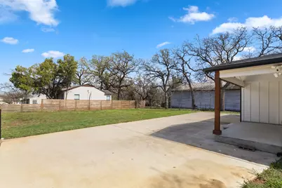1024 Greenlee Street, Denton, TX 76201 - Photo 25