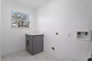 1024 Greenlee St, Denton, TX 76201 - Photo 23