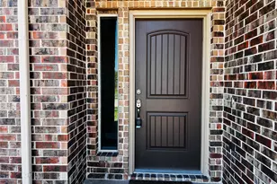 121 Frank St, Greenville, TX 75402 - Photo 3