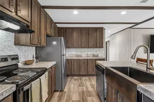 188 Hcr 3215, Penelope, TX 76676 - Photo 9