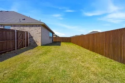1333 Almond Road, Azle, TX 76020 - Photo 17
