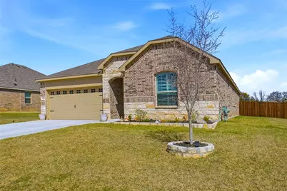 1333 Almond Road, Azle, TX 76020 - Photo 17