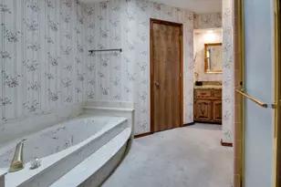 6620 Diamond Ridge Dr, North Richland Hills, TX 76180 - Photo 23