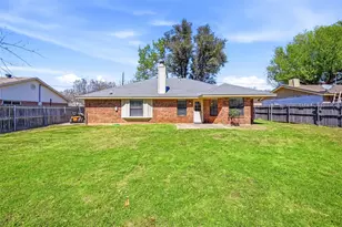 313 Oakwood Cir, Shady Shores, TX 76208 - Photo 19