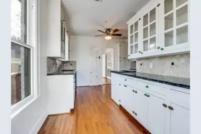 6931 Lindsley Avenue, Dallas, TX 75223 - Photo 9