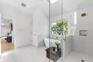 4418 Crooked Ln, Dallas, TX 75229 - Photo 25