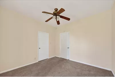 800 S Jefferson Street, Pilot Point, TX 76258 - Photo 15