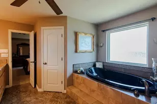 10899 Jackson Rd, Krum, TX 76249 - Photo 7