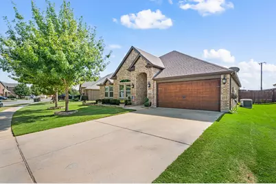 265 Hilltop Drive, Justin, TX 76247 - Photo 3