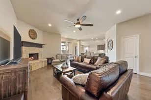 265 Hilltop Dr, Justin, TX 76247 - Photo 11