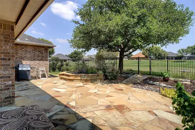10009 Southpoint Court, Denton, TX 76207 - Photo 3