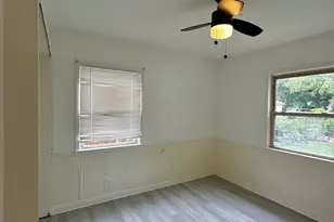 3616 Hidalgo Dr, Dallas, TX 75220 - Photo 13