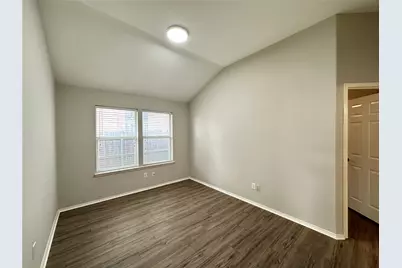 1129 April Springs Drive, Fort Worth, TX 76134 - Photo 15