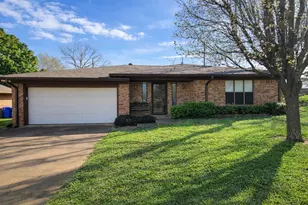 2302 Shiloh St, Denison, TX 75020 - Photo 1