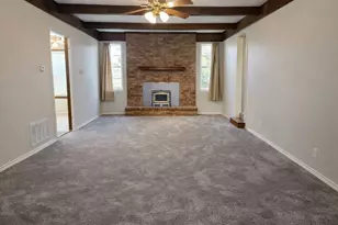 2302 Shiloh St, Denison, TX 75020 - Photo 5