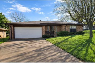 2302 Shiloh Street, Denison, TX 75020 - Photo 3