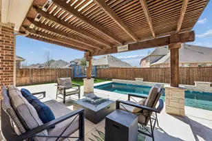 2816 Driftwood Crk Trl, Celina, TX 75078 - Photo 3