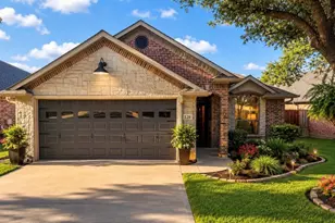 120 St Francis Ln, Mabank, TX 75156 - Photo 1